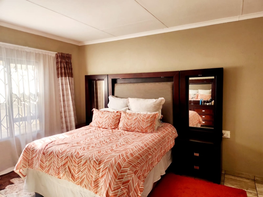 3 Bedroom Property for Sale in Boitekong North West